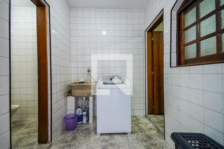 Casa à venda com 104m², 2 quartos e 2 vagasÁrea de serviço 