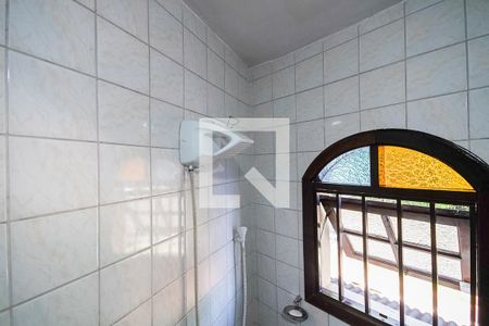 Casa à venda com 104m², 2 quartos e 2 vagasBanheiro 