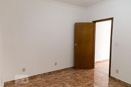 Quarto   de casa para alugar com 1 quarto, 60m² em Vila Gustavo, São Paulo