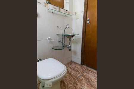 Casa para alugar com 60m², 1 quarto e sem vaga Casa para alugar com 60m², 1 quarto e sem vagaBanheiro