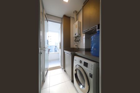 Apartamento para alugar com 75m², 2 quartos e 1 vagaÁrea de serviço