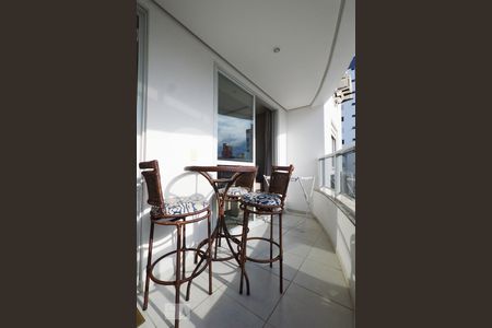 Varanda de apartamento para alugar com 2 quartos, 75m² em Kobrasol, São José