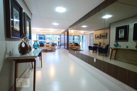 Apartamento para alugar com 75m², 2 quartos e 1 vagaHall do condomínio