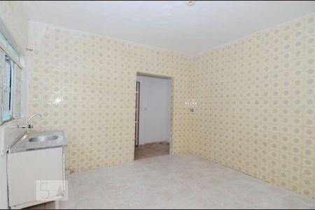 Casa à venda com 80m², 3 quartos e sem vaga Casa à venda com 80m², 3 quartos e sem vagaCozinha