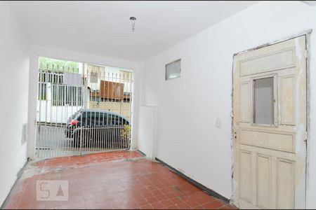 Casa à venda com 80m², 3 quartos e sem vaga Casa à venda com 80m², 3 quartos e sem vagaGaragem