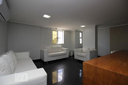 Apartamento para alugar com 53m², 2 quartos e 1 vagaÁrea comum - Salão de festas
