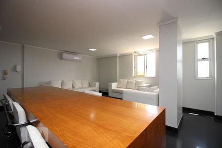 Apartamento para alugar com 53m², 2 quartos e 1 vagaÁrea comum - Salão de festas