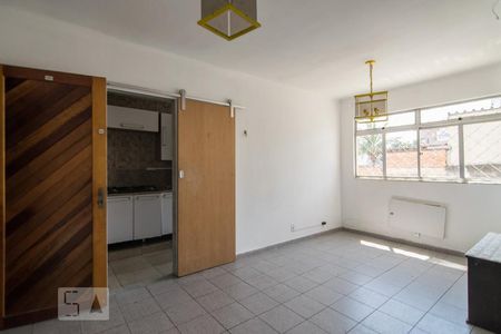 Sala de apartamento para alugar com 2 quartos, 69m² em Taquara, Rio de Janeiro