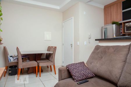 Sala de apartamento para alugar com 2 quartos, 58m² em Shopping Park, Uberlândia