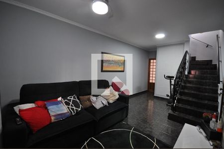 Sala de casa para alugar com 4 quartos, 210m² em Vila Gustavo, São Paulo