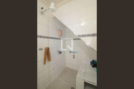 Casa para alugar com 332m², 3 quartos e 2 vagasBanheiro Social