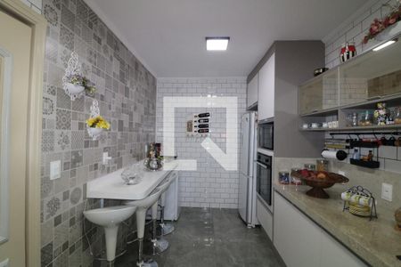 Casa para alugar com 332m², 3 quartos e 2 vagasCozinha