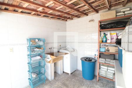 Casa para alugar com 332m², 3 quartos e 2 vagasLavanderia