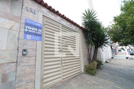 Casa para alugar com 332m², 3 quartos e 2 vagasFachada - plaquinha