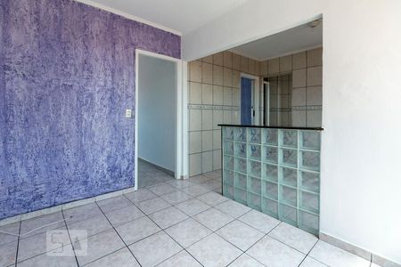 Sala de apartamento para alugar com 2 quartos, 50m² em Conjunto Residencial José Bonifácio, São Paulo