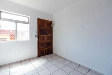Sala de apartamento para alugar com 2 quartos, 50m² em Conjunto Residencial José Bonifácio, São Paulo