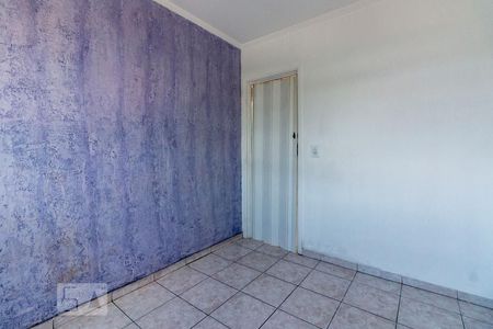 Quarto 2 de apartamento para alugar com 2 quartos, 50m² em Conjunto Residencial José Bonifácio, São Paulo