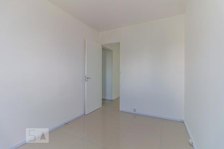 Quarto de apartamento para alugar com 2 quartos, 64m² em Jardim Sílvia, Santo André
