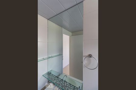 Apartamento para alugar com 64m², 2 quartos e 1 vagaBanheiro da Suite - Espelho