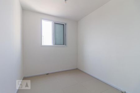 Quarto de apartamento para alugar com 2 quartos, 64m² em Jardim Sílvia, Santo André