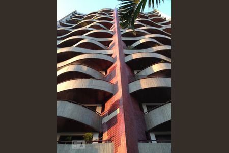 Apartamento à venda com 316m², 5 quartos e 4 vagasÁrea Externa