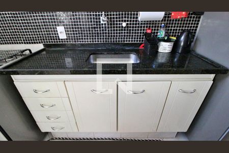 Apartamento à venda com 87m², 2 quartos e 1 vagaCozinha - Armários