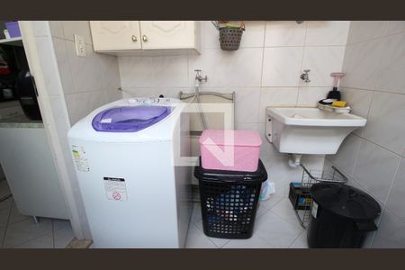 Apartamento à venda com 87m², 2 quartos e 1 vagaÁrea de Serviço