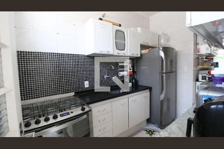 Apartamento à venda com 87m², 2 quartos e 1 vagaCozinha
