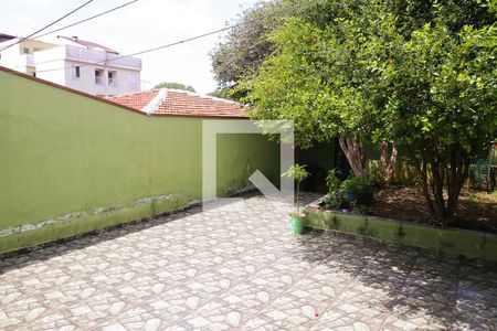 Casa à venda com 200m², 3 quartos e 2 vagas Casa à venda com 200m², 3 quartos e 2 vagasQuintal dos Fundos