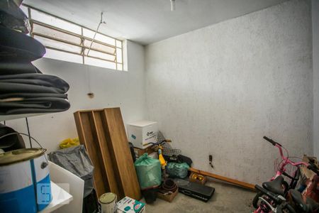 Casa à venda com 250m², 3 quartos e 2 vagasQuarto de Serviço