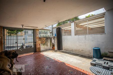 Casa à venda com 250m², 3 quartos e 2 vagasGaragem