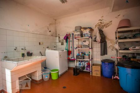 Casa à venda com 250m², 3 quartos e 2 vagasÁrea de Serviço