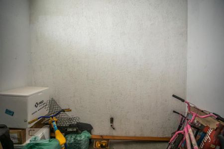 Casa à venda com 250m², 3 quartos e 2 vagasQuarto de Serviço