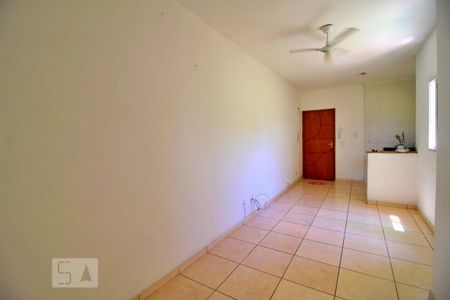 Sala de apartamento à venda com 2 quartos, 50m² em Vila Tibiriçá, Santo André