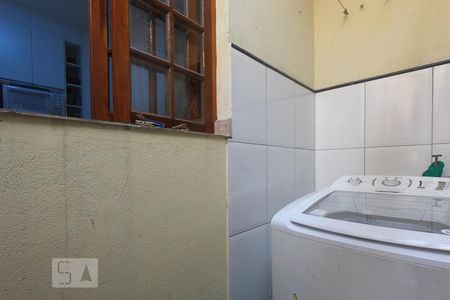 Casa à venda com 99m², 3 quartos e 2 vagasÁrea de Serviço