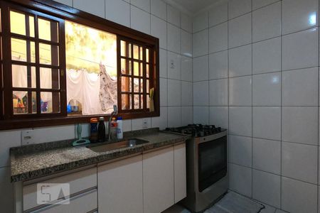 Cozinha de casa para alugar com 3 quartos, 99m² em Vila Morse, São Paulo