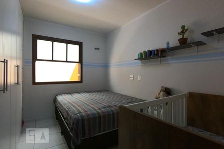 Casa à venda com 99m², 3 quartos e 2 vagasQuarto