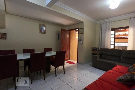 Sala de casa para alugar com 3 quartos, 99m² em Vila Morse, São Paulo