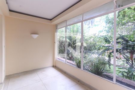 Casa para alugar com 560m², 3 quartos e 4 vagasVaranda Sala