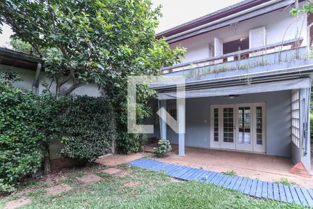 Casa para alugar com 560m², 3 quartos e 4 vagasQuintal