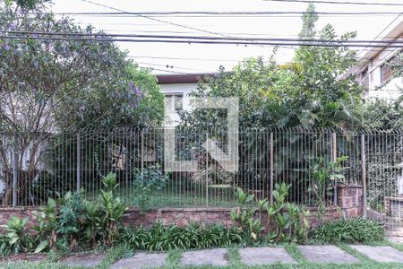 Casa para alugar com 560m², 3 quartos e 4 vagasFachada