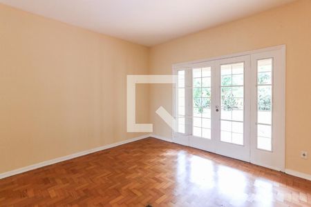 Casa para alugar com 560m², 3 quartos e 4 vagasSala