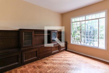 Casa para alugar com 560m², 3 quartos e 4 vagasEscritório