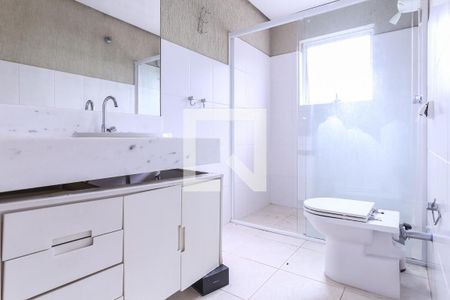 Casa para alugar com 560m², 3 quartos e 4 vagasBanheiro Suíte 3