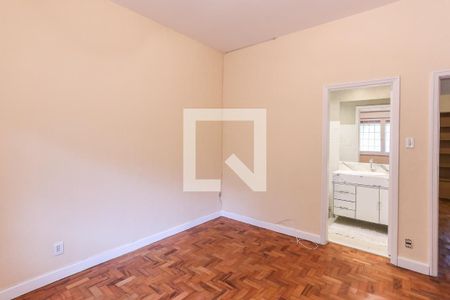 Casa para alugar com 560m², 3 quartos e 4 vagasSuíte 2