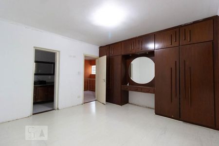 Casa à venda com 295m², 3 quartos e 8 vagasSuíte 1