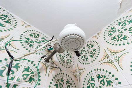 Casa à venda com 295m², 3 quartos e 8 vagasBanheiro de serviço