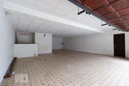 Casa à venda com 295m², 3 quartos e 8 vagasGaragem