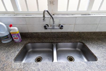 Casa à venda com 295m², 3 quartos e 8 vagasCozinha