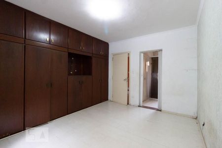 Casa à venda com 295m², 3 quartos e 8 vagasSuíte 2